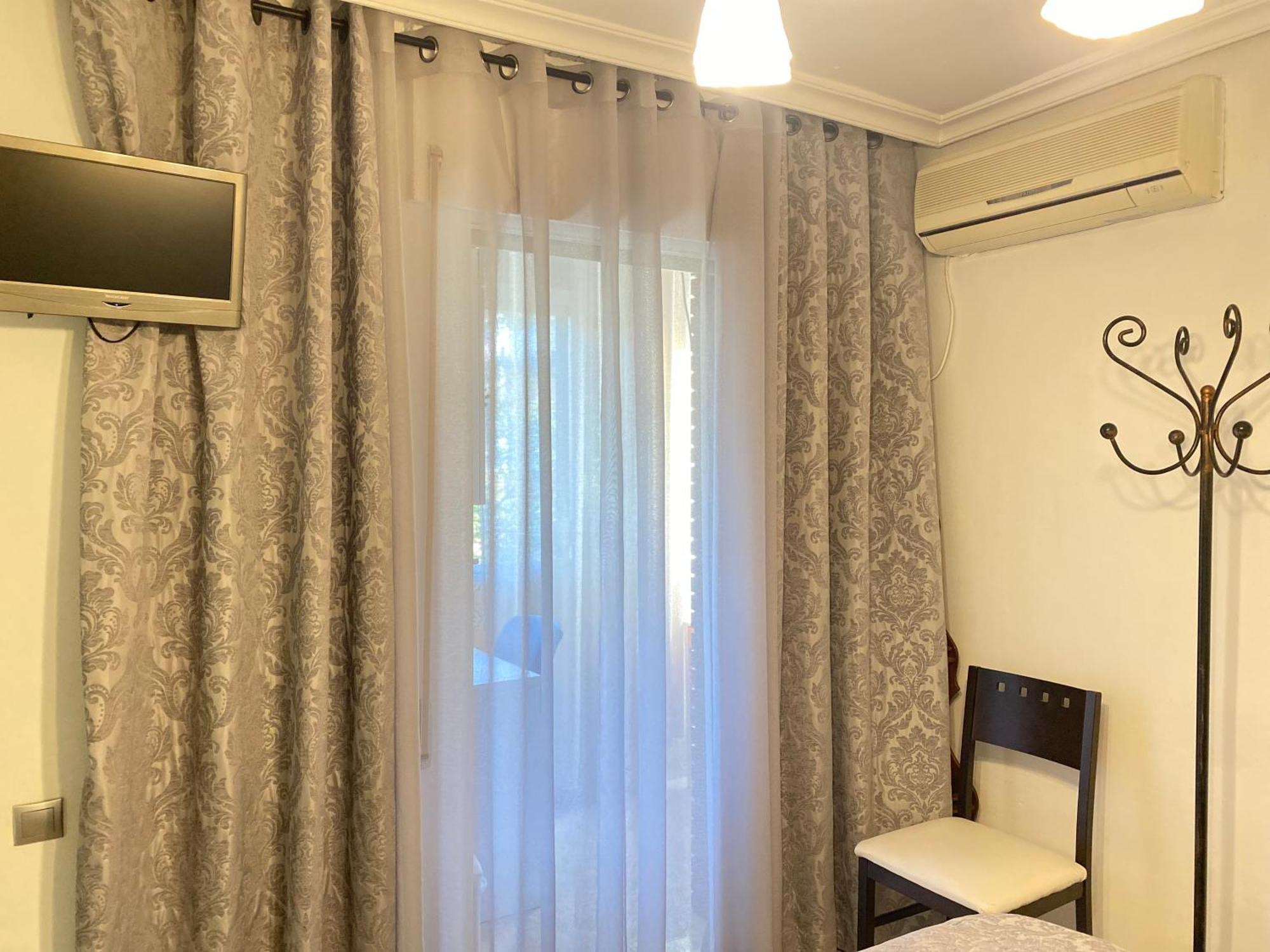 Shared Apartment! Piso Compartido! Общая Квартира! 塞维利亚 外观 照片